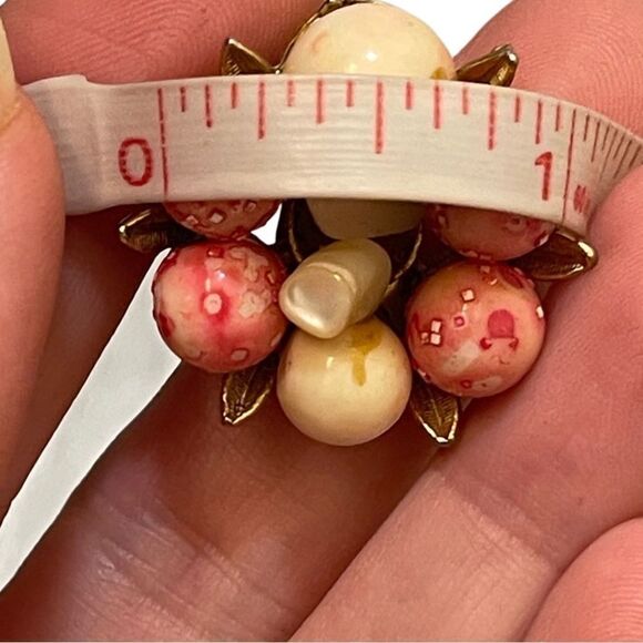 Vintage Stamped Cluster Earrings - Picture 7 of 7